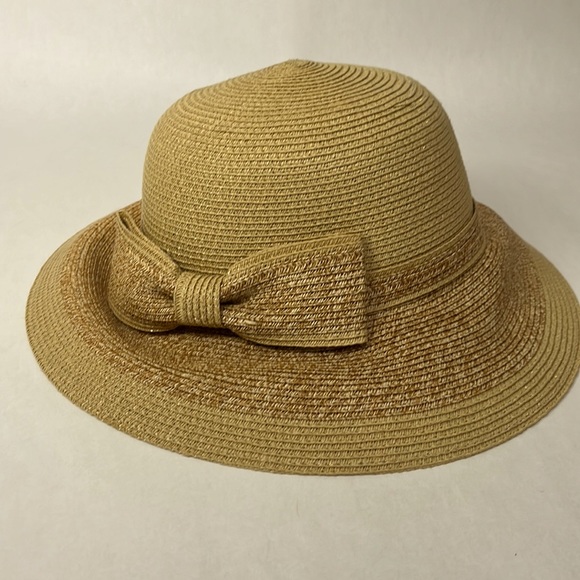 Other - Natural color bow straw hat